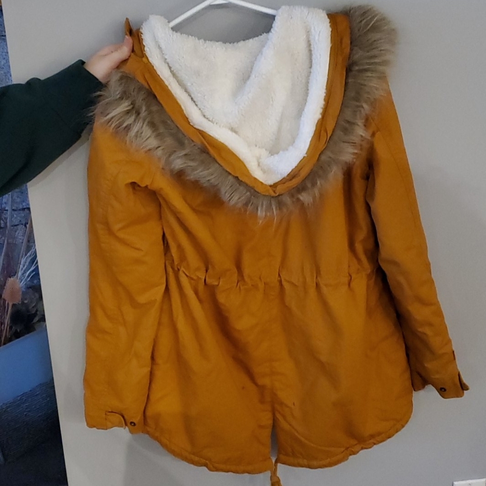 Fall coat - Picture 3 of 4